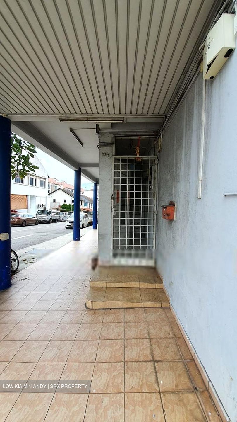 Upper Paya Lebar Road (D19), Shop House #621676271